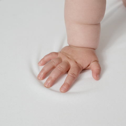 Shnuggle Moses Basket Waterproof Sheet