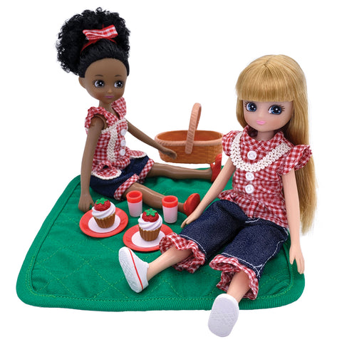 Picnic in the Park Lottie Doll Set