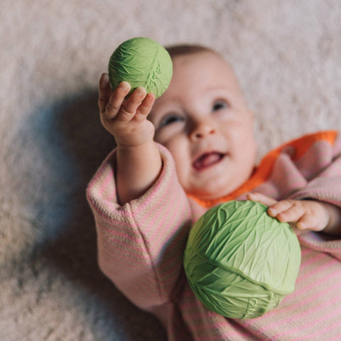 Oli&Carol Baby Sensory Ball Veggie Salad