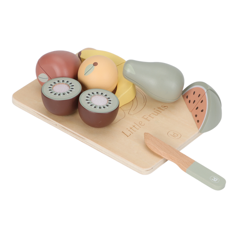 Little Dutch slicing fruit