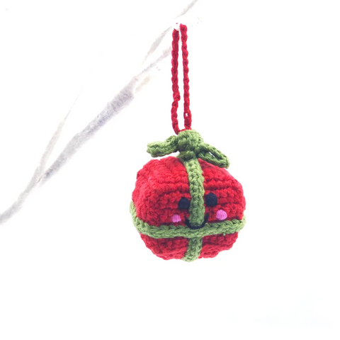Pebblechild Knitted Christmas Decorations - Red Present